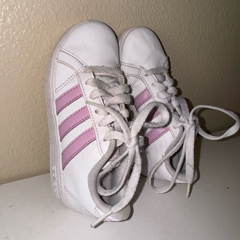 Girls Adidas size 11